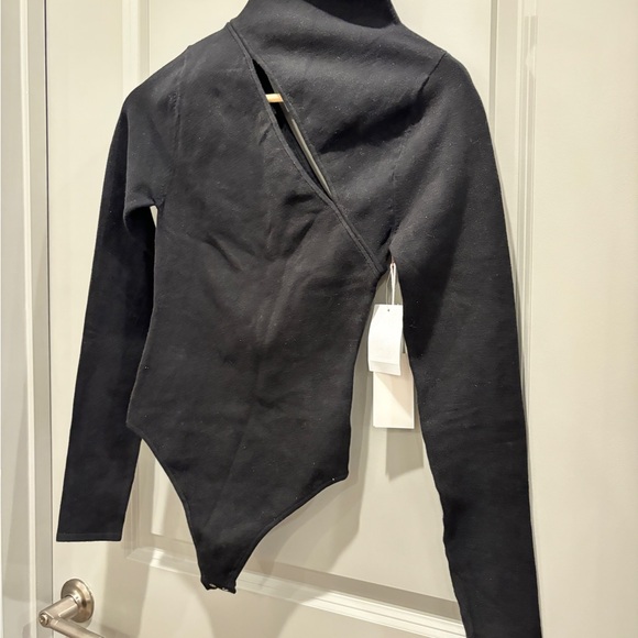 NWT Good American Asymmetrical Bodysuit in Black - Picture 3 of 8